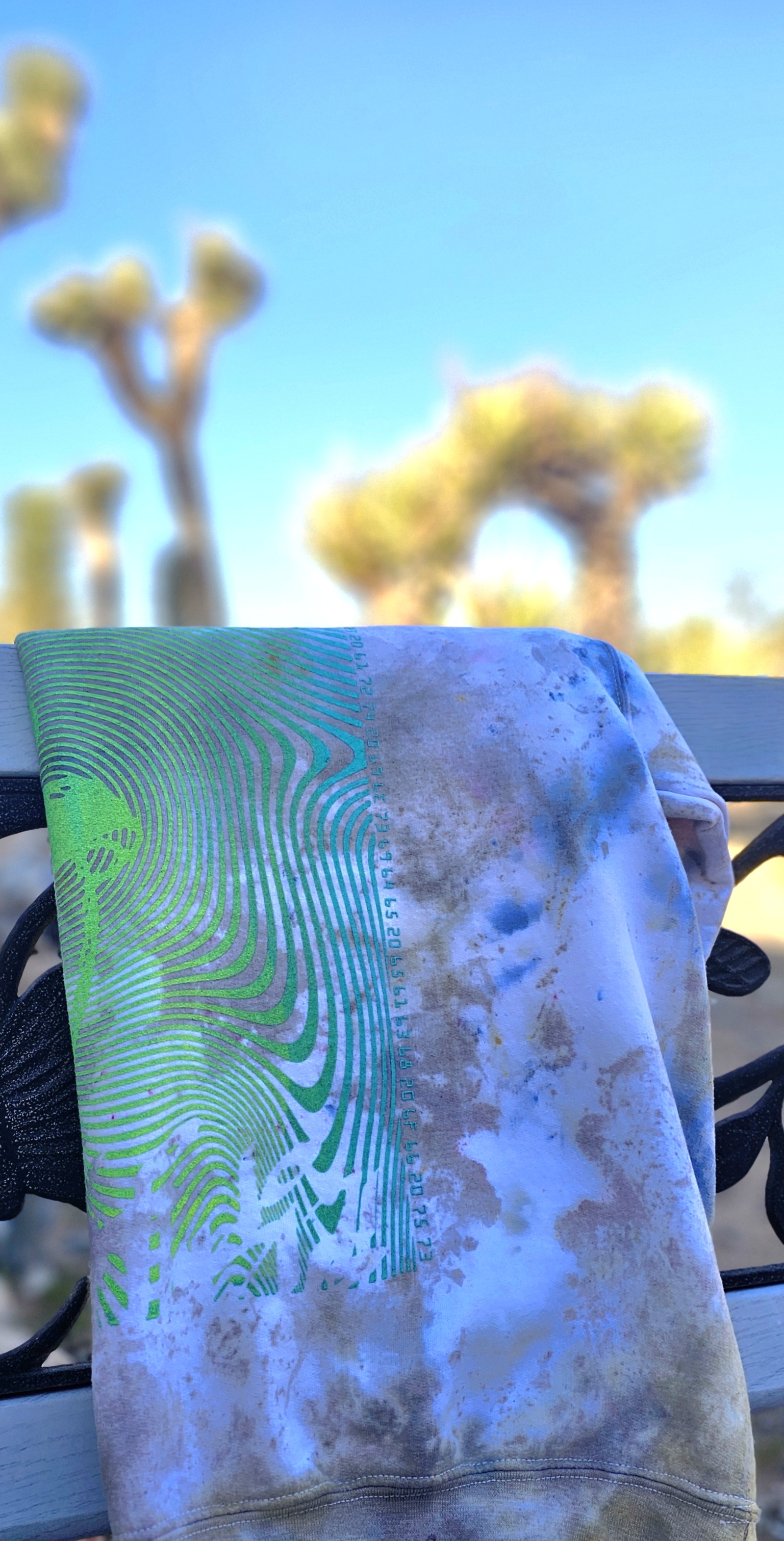 MUSHROOMS SOFT SWEATSHIRT LARGE  extra